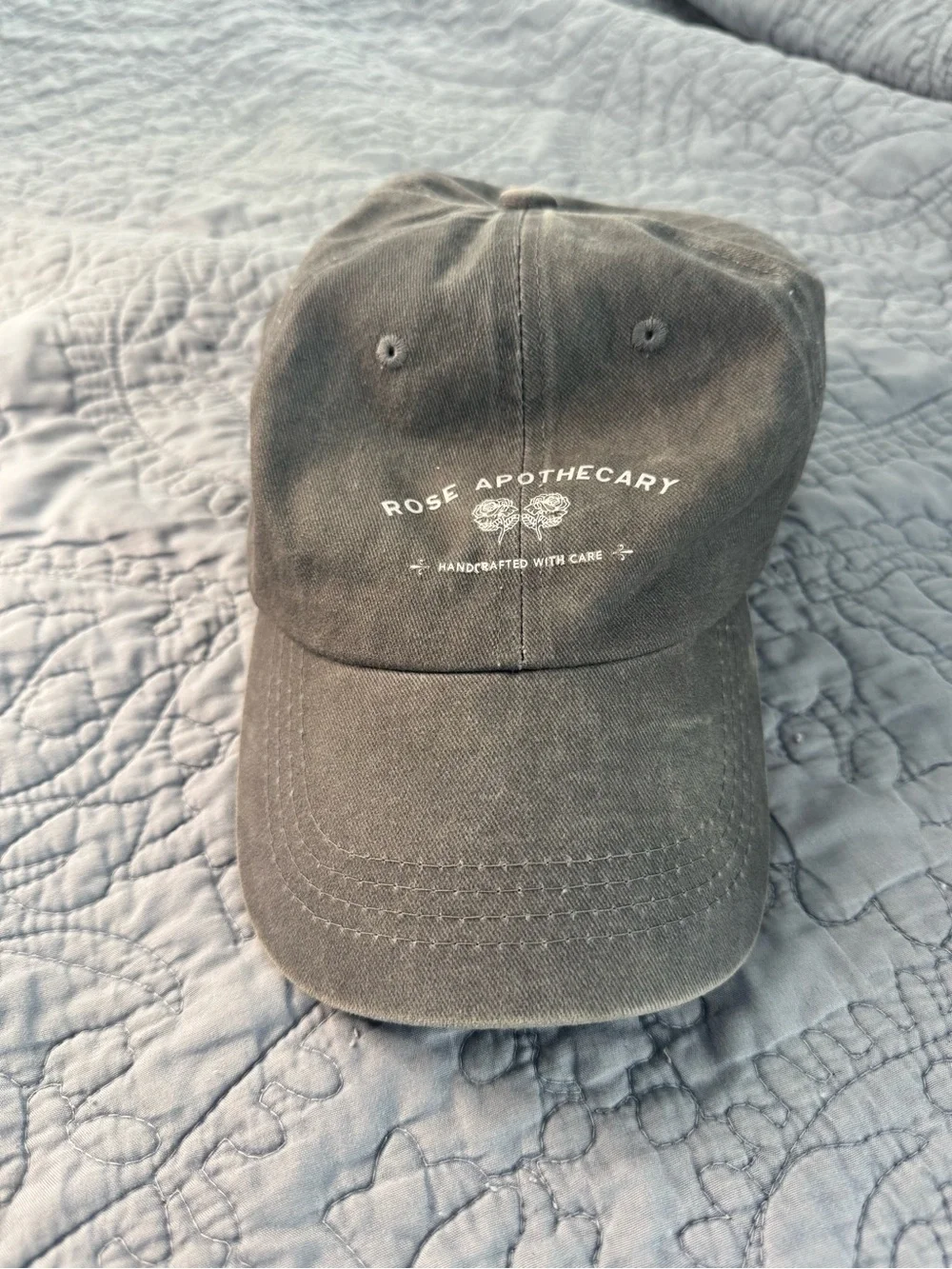 Rose Apothecary from Schitt’s Creek graphic Baseball Cap - Charcoal